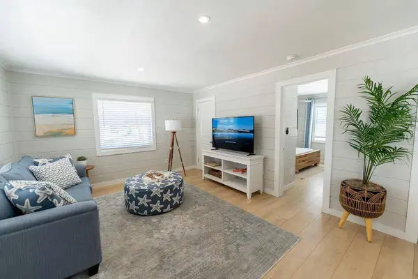 122 CORAL AVE, Redington Shores, FL 33708