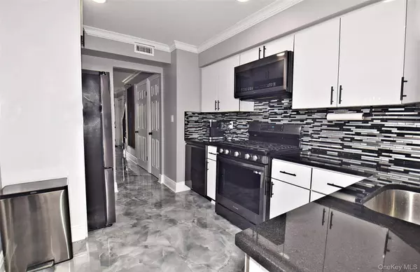 1810 Front ST #7, East Meadow, NY 11554