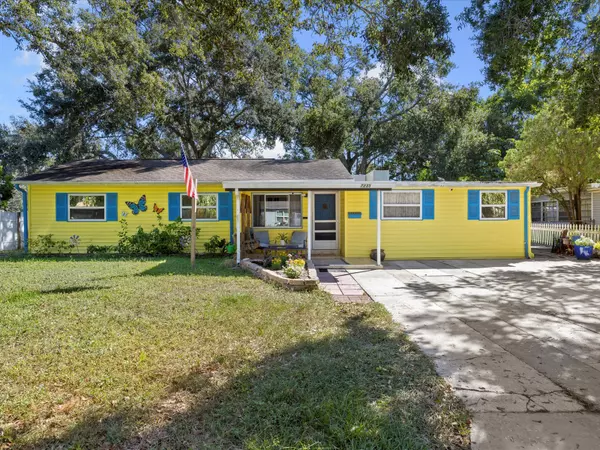 7235 15th St N, St Petersburg, FL 33702-5741