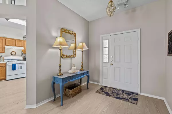 837 Jaybee Ave, Davenport, FL 33897-5467