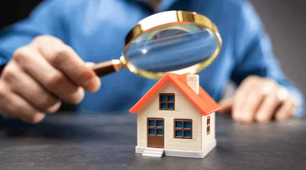 Real Estate FAQs: Inspections [video],Amanda Hagen