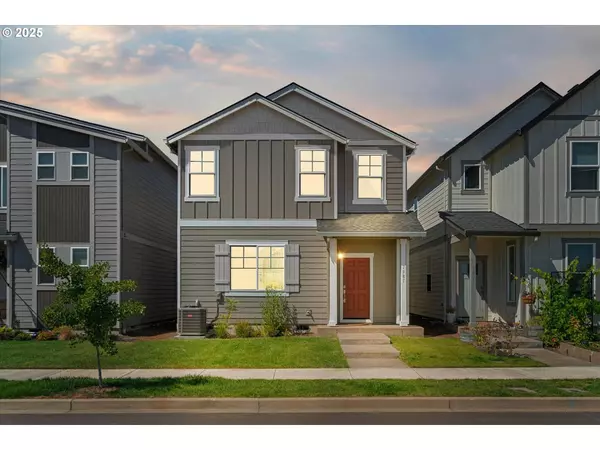 1981 NW KENT ST, Mc Minnville, OR 97128