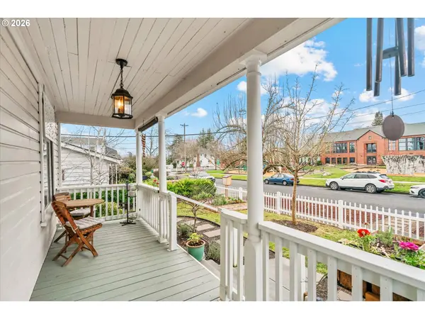 310 N SCHOOL ST, Newberg, OR 97132