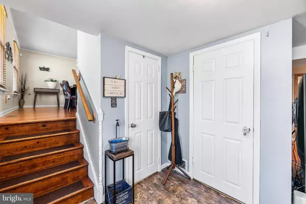 19 CANTERBURY DR, Pennsville, NJ 08070