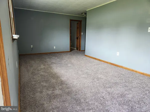 145 LINCOLN DR, Pennsville, NJ 08070