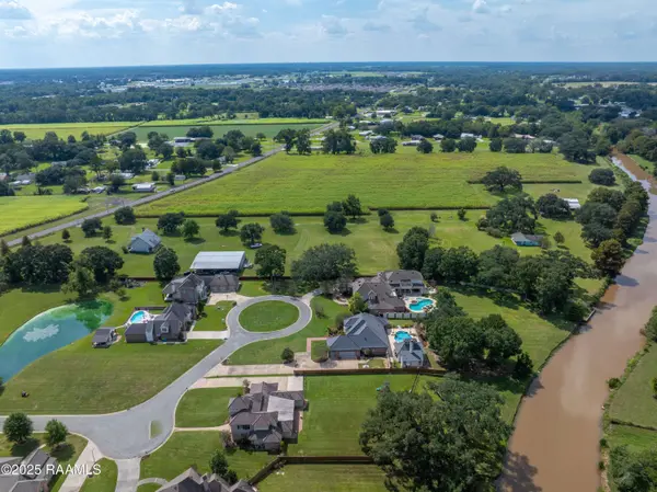 Tbd Angelwood CIR #Lot 13, Breaux Bridge, LA 70517