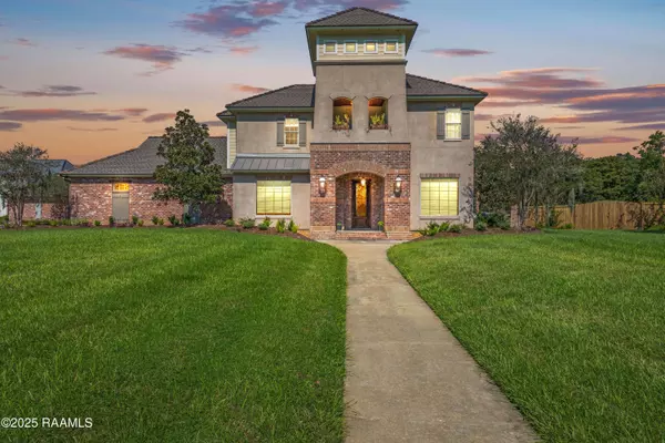 1058 Angelwood CIR, Breaux Bridge, LA 70517