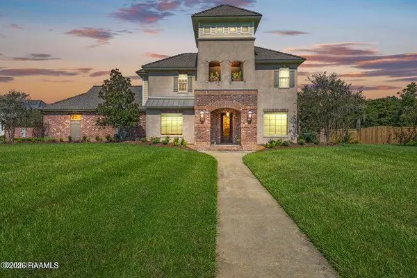 1058 Angelwood CIR, Breaux Bridge, LA 70517