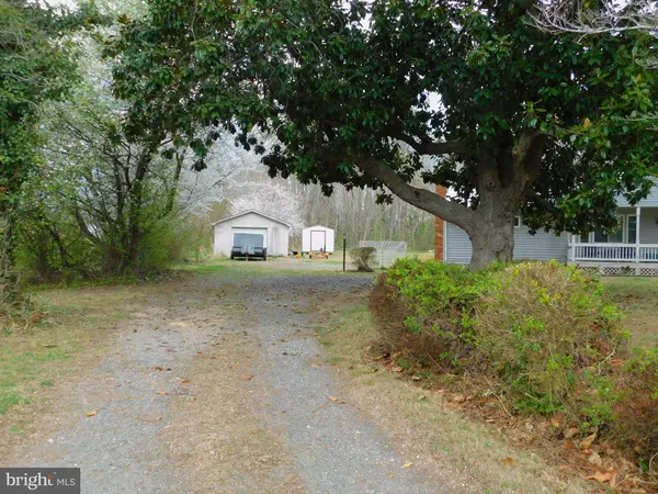 16453 RIDGE RD, King George, VA 22485