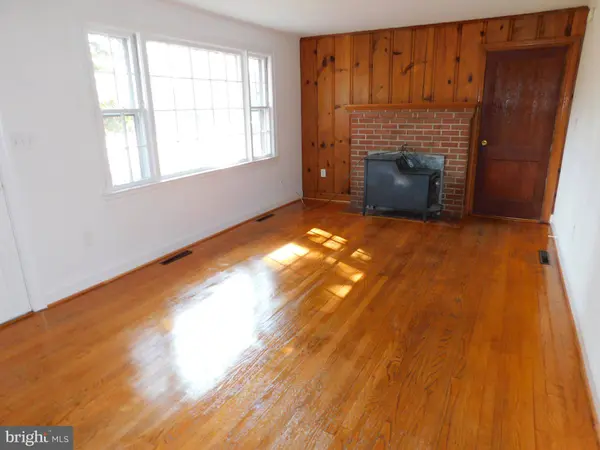 10374 RECTORY LN, King George, VA 22485