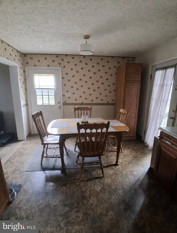 9804 MOHAWK DR, King George, VA 22485