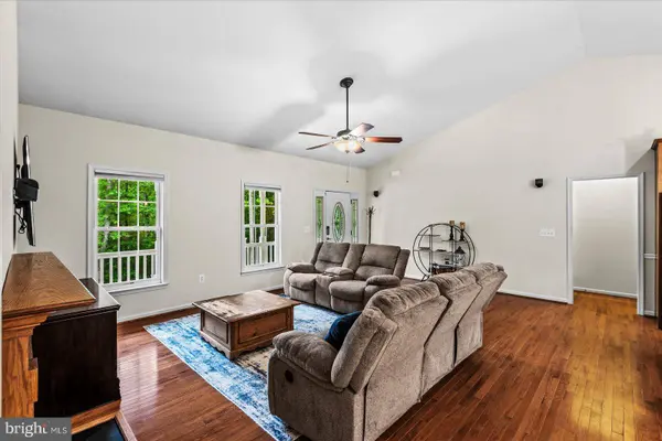10303 ROOSEVELT DR, King George, VA 22485