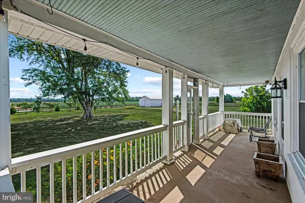 19370 ALPS DR, Milford, VA 22514