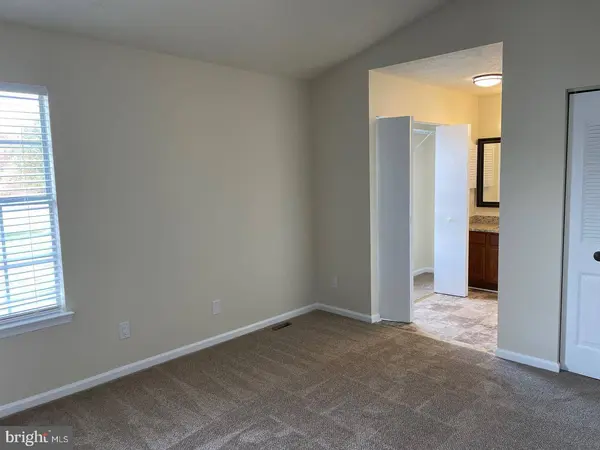 5121 MALLARDS LANDING DR, King George, VA 22485