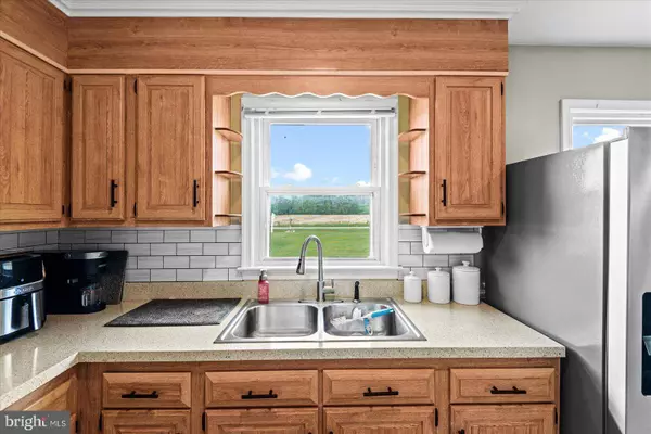 1412 FALLIN TOWN, Callao, VA 22435