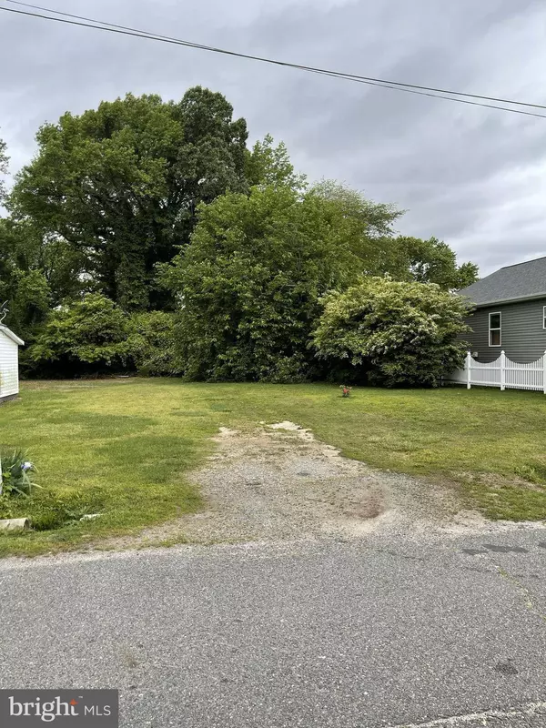 KINTZ ST, Colonial Beach, VA 22443