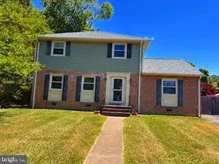 4007 CRYSTALWOOD LN, Richmond, VA 23294