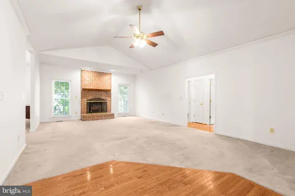 31 N POINTE, Fredericksburg, VA 22405