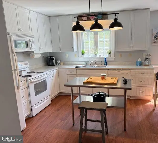 193 DEEP WATER LN, Reedville, VA 22539