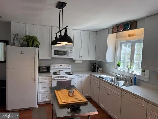 193 DEEP WATER LN, Reedville, VA 22539