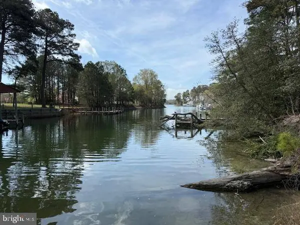 193 DEEP WATER LN, Reedville, VA 22539