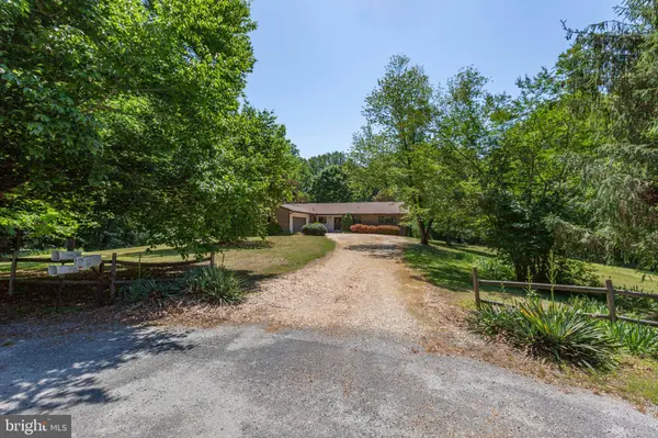 5434 STRAWBERRY LN, King George, VA 22485