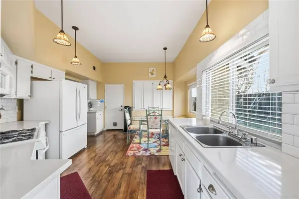 3547 Cherry Blossom LN, Lake Elsinore, CA 92530