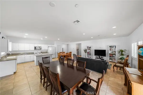 26771 Round Up ST, Winchester, CA 92596