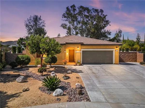 26771 Round Up ST, Winchester, CA 92596