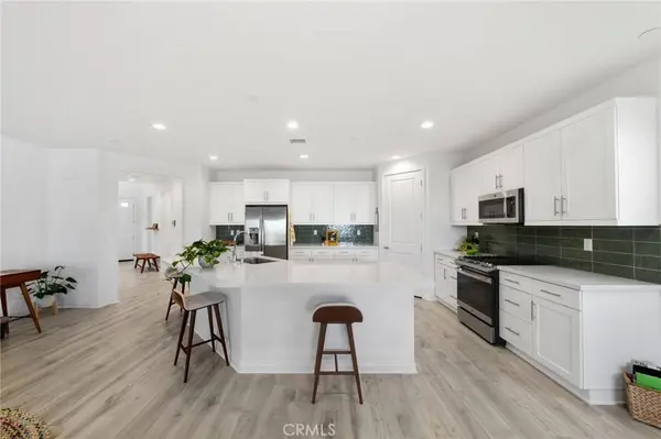 32042 Hyacinth WAY, Temecula, CA 92591