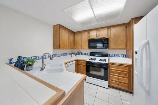1379 Yorktown CIR, San Jacinto, CA 92583