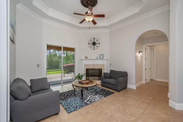 4594 Nautical Court, Destin, FL 32541