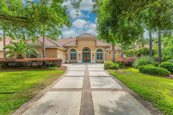 4594 Nautical Court, Destin, FL 32541