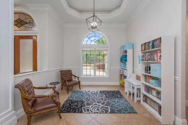 4594 Nautical Court, Destin, FL 32541