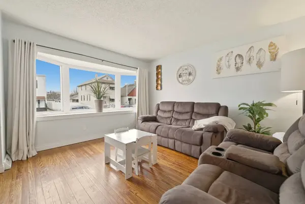 13210 S Carondolet Avenue, Chicago, IL 60633