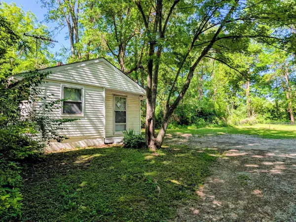1910 S Calhoun Street, Griffith, IN 46319