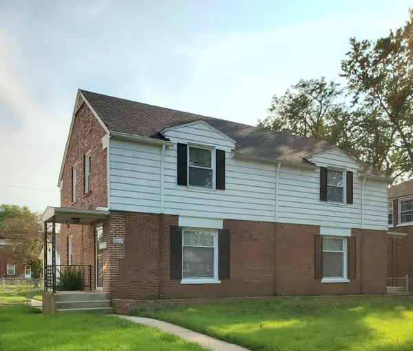 322 Beacon Place, Munster, IN 46321