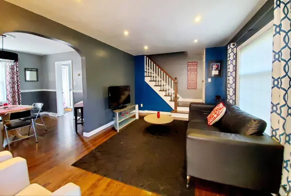 322 Beacon Place, Munster, IN 46321