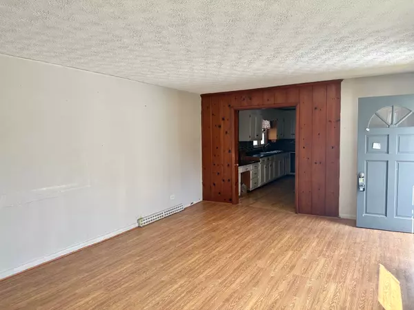 Craigsville, VA 24430-2175,60 Oak St