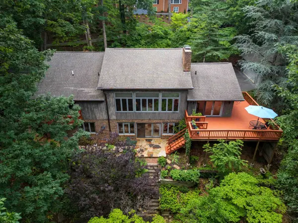 114 OAK TERRACE DR, Staunton, VA 24401