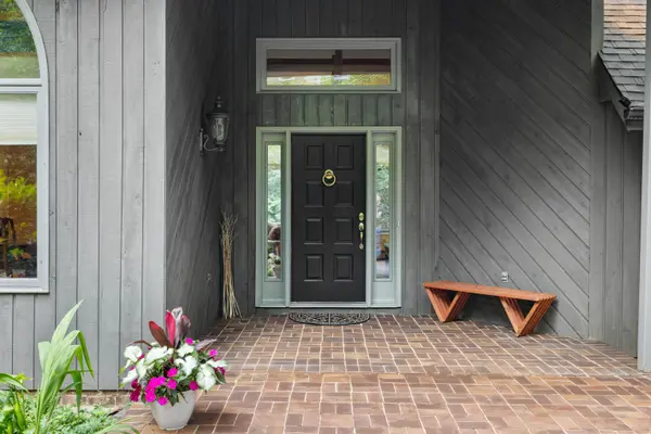 114 OAK TERRACE DR, Staunton, VA 24401