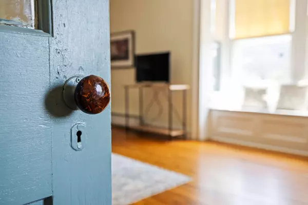 501 FREDERICK ST W, Staunton, VA 24401