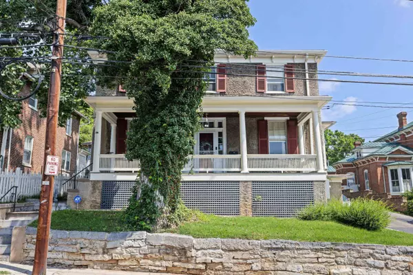 501 FREDERICK ST W, Staunton, VA 24401