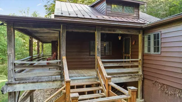 6614 MIDDLEBROOK LN, Middlebrook, VA 24459