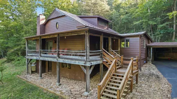 6614 MIDDLEBROOK LN, Middlebrook, VA 24459