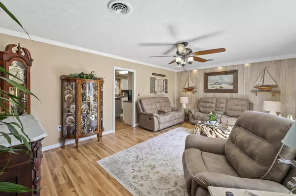 9 S COBBLESTONE CT, Fishersville, VA 22939