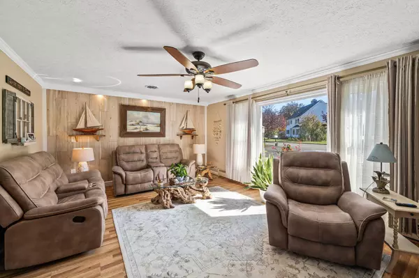 9 S COBBLESTONE CT, Fishersville, VA 22939