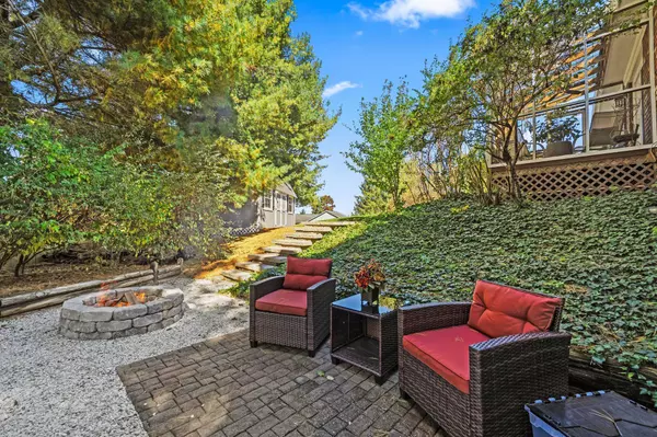 9 S COBBLESTONE CT, Fishersville, VA 22939