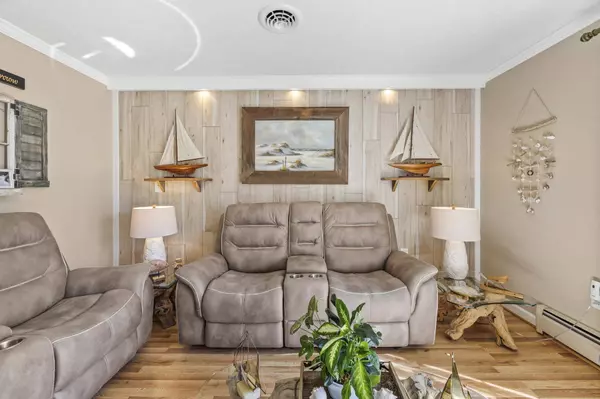 9 S COBBLESTONE CT, Fishersville, VA 22939