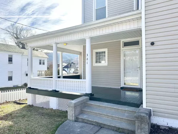 321 PINE ST, Clifton Forge, VA 24422